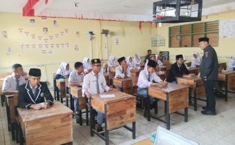 Badan Pengawas Pemilihan Umum melaksanakan kegiatan Konsolidasi Demokrasi Pendidikan Kepemiluan bersama siswa/i dan guru di MAN Karo, Selasa (19/05/2026).
