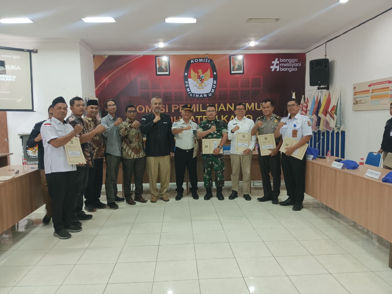 Kabanjahe – Badan Pengawas Pemilihan Umum (Bawaslu) Kabupaten Karo Menghadiri Rapat Pleno Terbuka Rekapitulasi Daftar Pemilih Berkelanjutan (PDPB) Triwulan II Tahun 2026 di Kantor KPU Kab. Karo, Rabu (01/07/2026) 