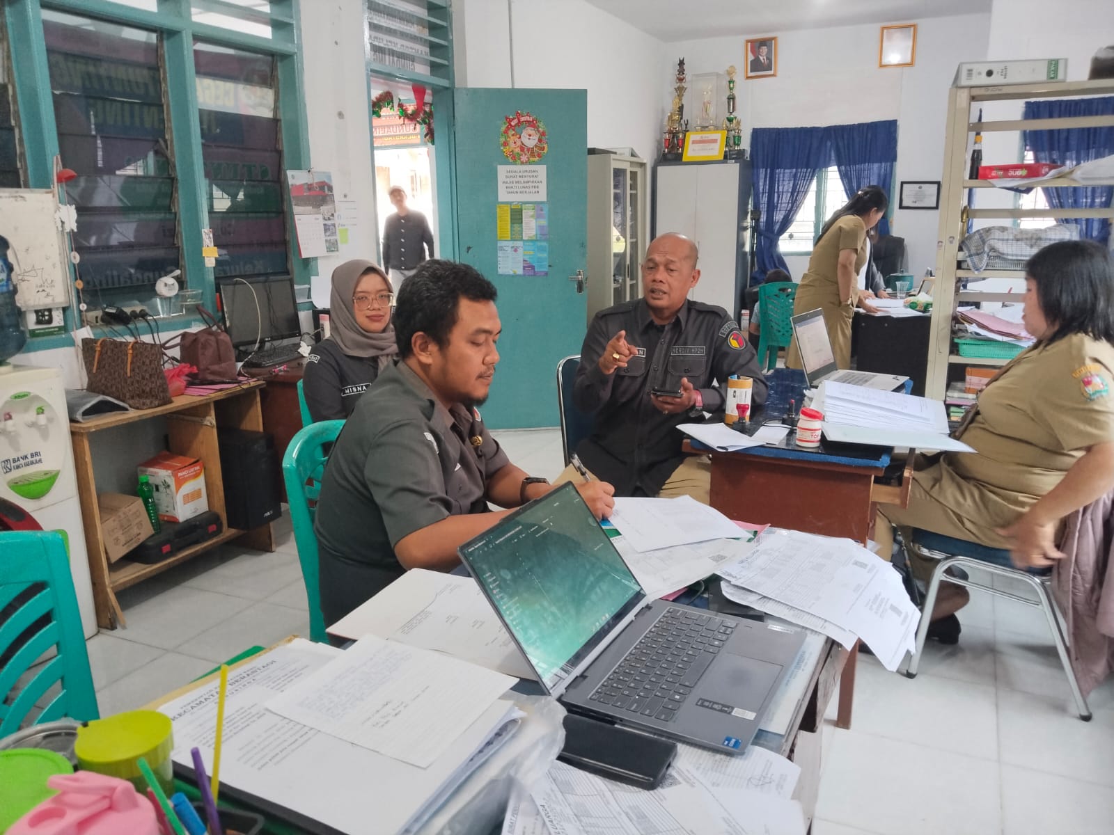 Bawaslu Kabupaten Karo Laksanakan Pengawasan Coklit Data Pemilih Berkelanjutan Triwulan II di Kelurahan Gundaling I dan Gundaling II