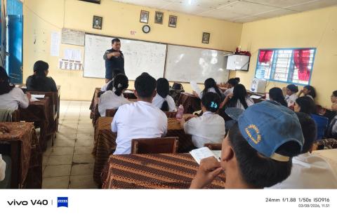 Badan Pengawas Pemilihan Umum (Bawaslu) Melaksanakan Kegiatan Konsolidasi Demokrasi Program Edu Talk di SMA Swasta GBKP Kabanjahe, Senin (03/08/2026)