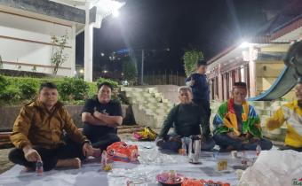 Bawaslu Kabupaten Karo melaksanakan kegiatan diskusi bersama pegiat/pemerhati pemilu dari Diagram Indonesia Center terkait isu, kritik, serta upaya perbaikan sistem Pemilu 2024, 