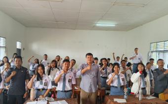Badan Pengawas Pemilihan Umum Kabupaten KaroLANJUTKAN PROGRAM "BAWASLU MENGAJAR" DI SMA NEGERI 1 TIGAPANAH, Selasa (22/09/2026)