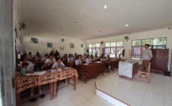 Badan Pengawas Pemilihan Umum Kabupaten Karo Melaksanakan Lanjutkan Program “Bawaslu Mengajar” di SMAN 1 Tigapanah, Perkuat Edukasi Demokrasi bagi Pemilih Pemulan, Selasa ( 29/09/2026)